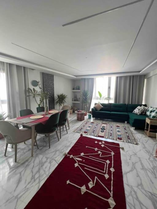 Newly Refurbished Flat,Marble Floors.Central Kairo Exterior foto
